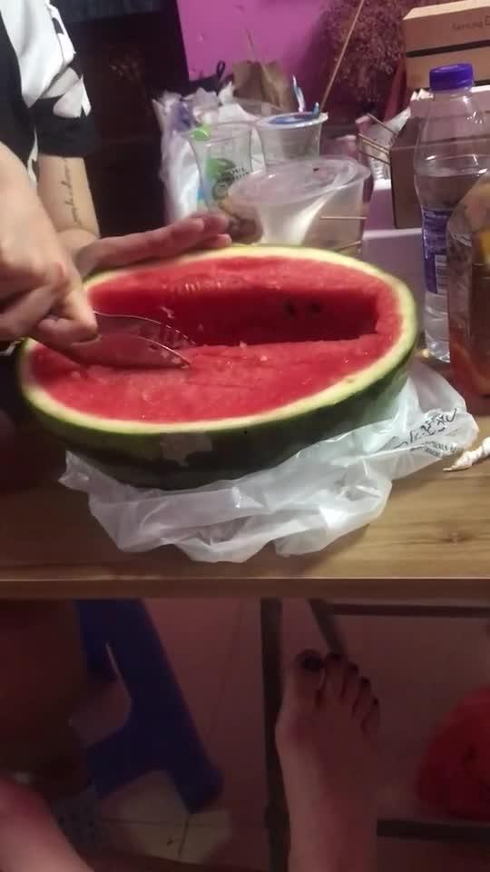 学吃瓜神器,轻松掌握热门话题，畅享娱乐盛宴