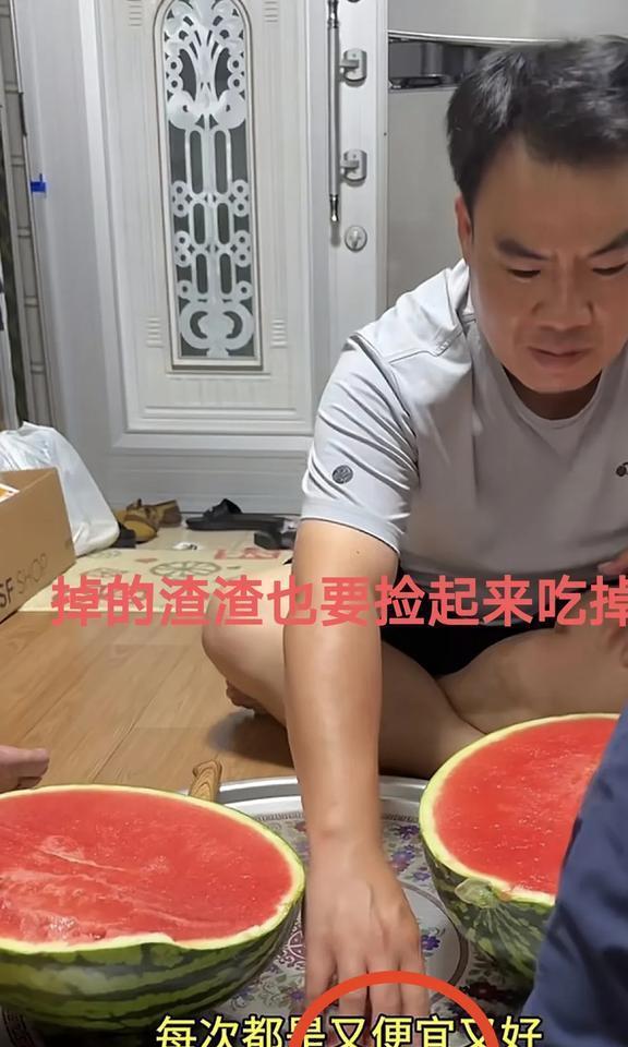 昆明吃瓜博主,昆明吃瓜博主带你领略地道美食风华