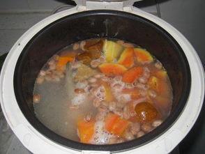 鱼尾吃瓜,揭秘海洋生物的趣味食性