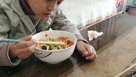 吃瓜的二小子,吃瓜二小子的趣味生活点滴